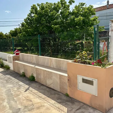 بيت للعطل Casa Andorinha