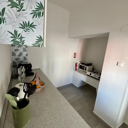 Casa Andorinha بيت للعطل تافيرا